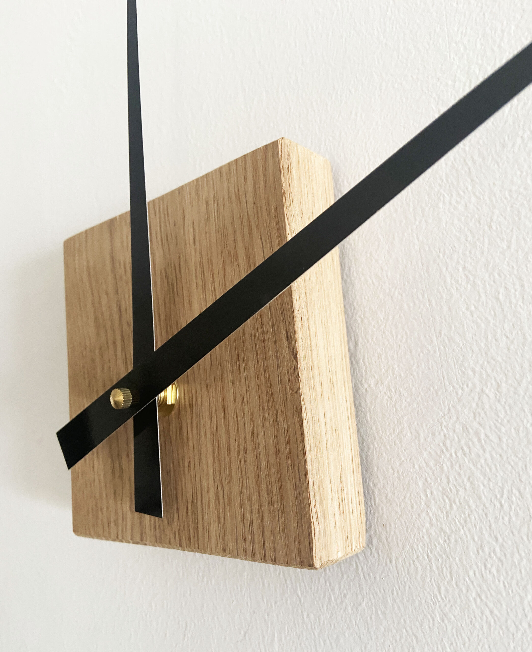 Cache / Support mural en BOIS – Image 7