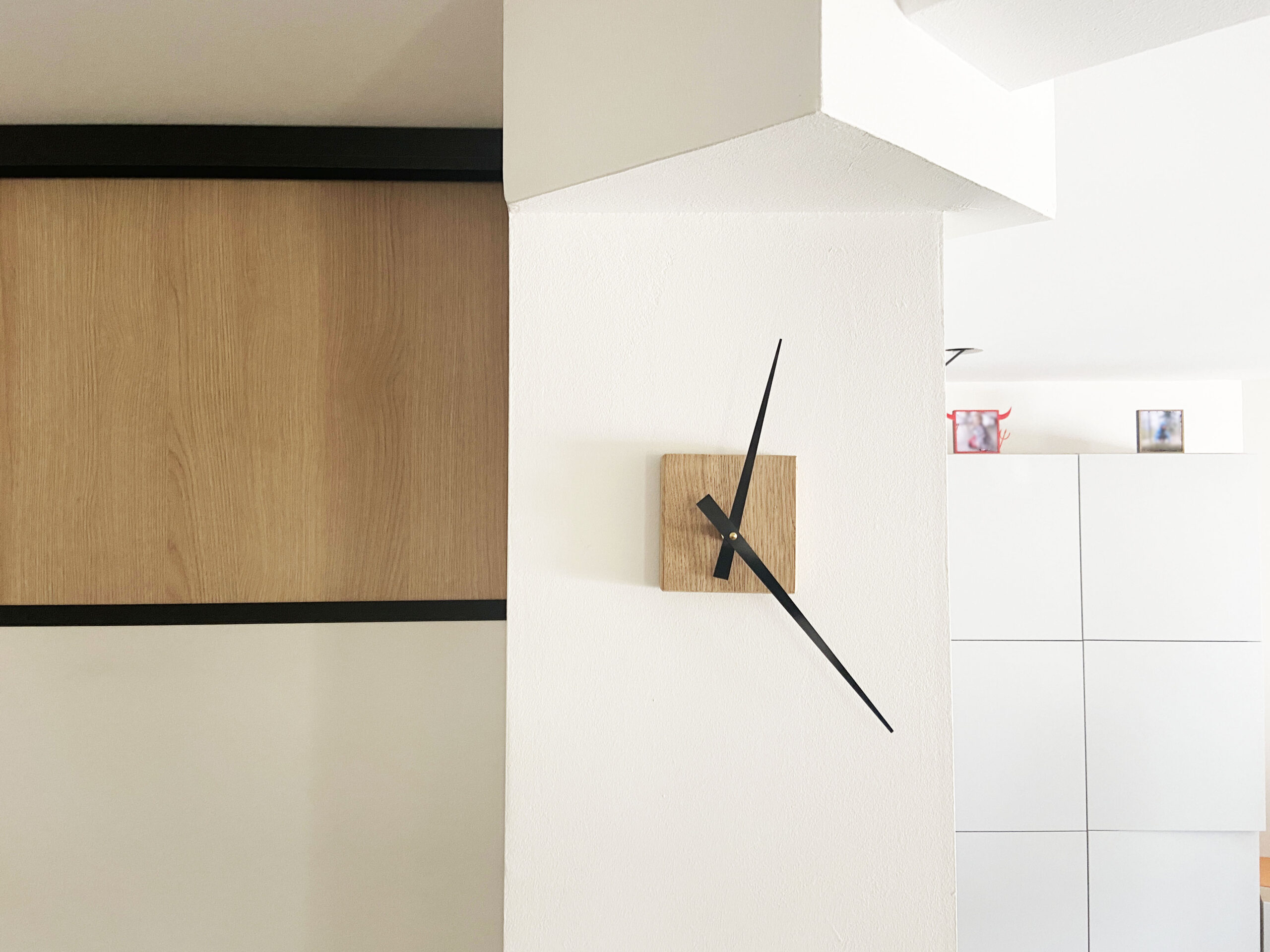 Cache / Support mural en BOIS – Image 8