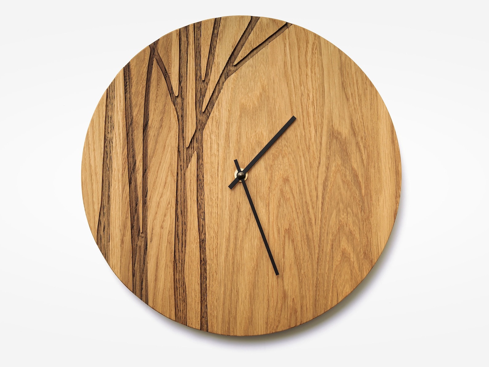Horloge murale en bois arbres