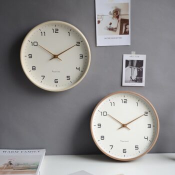 Horloge Murale Minimaliste en bois avec Aiguilles Dorées – Modèle MJK – Image 4