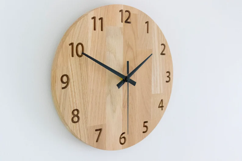 Horloge Murale Ronde en Chêne – Minimaliste & Silencieuse – 28 à 58 cm – Image 3